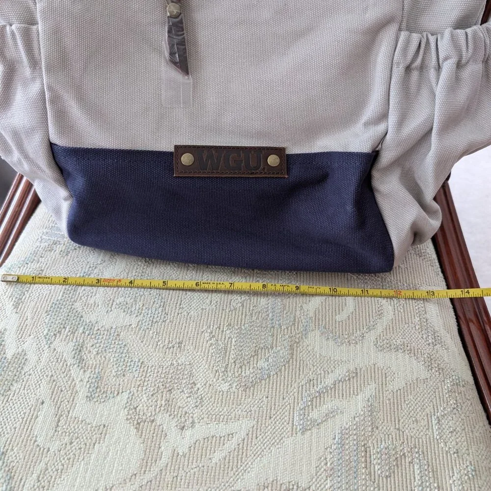 Canvas Backpack - Picture 8 of 11